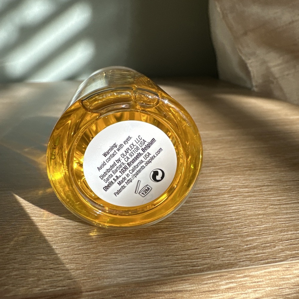 Olaplex No. 7 Bonding Oil, Concentrated High Shine Heat Protectant 30ml 1 Fl Oz - Picture 3 of 4